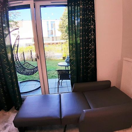 Na Grobli 20 Apartament Z Ogrodkiem ヴロツワフ エクステリア 写真