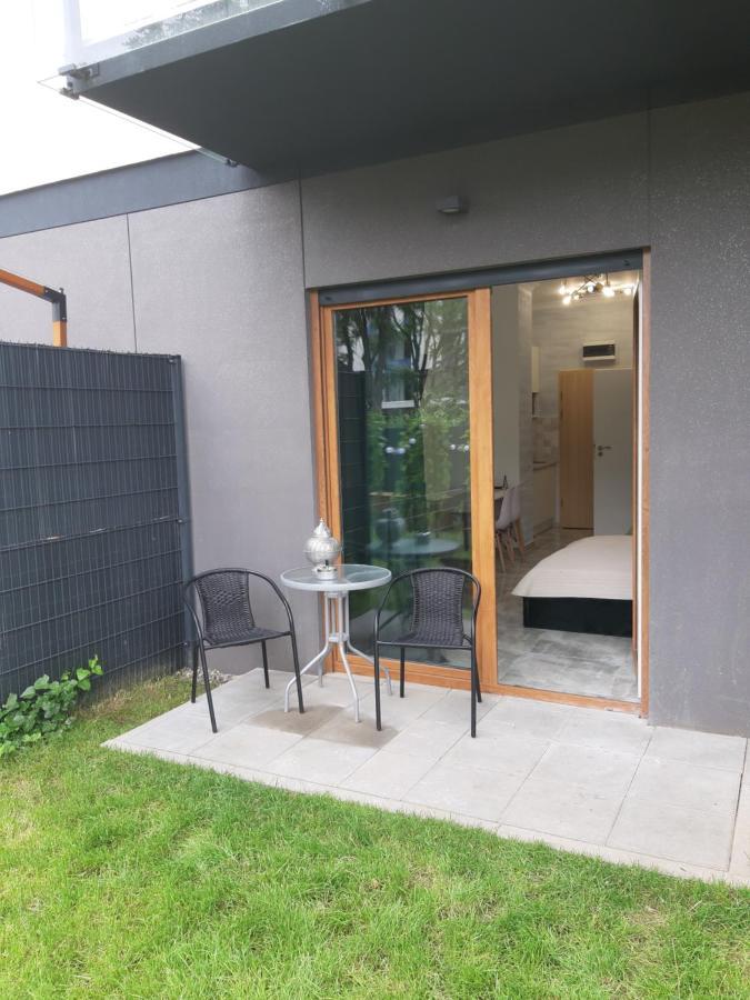 Na Grobli 20 Apartament Z Ogrodkiem ヴロツワフ エクステリア 写真