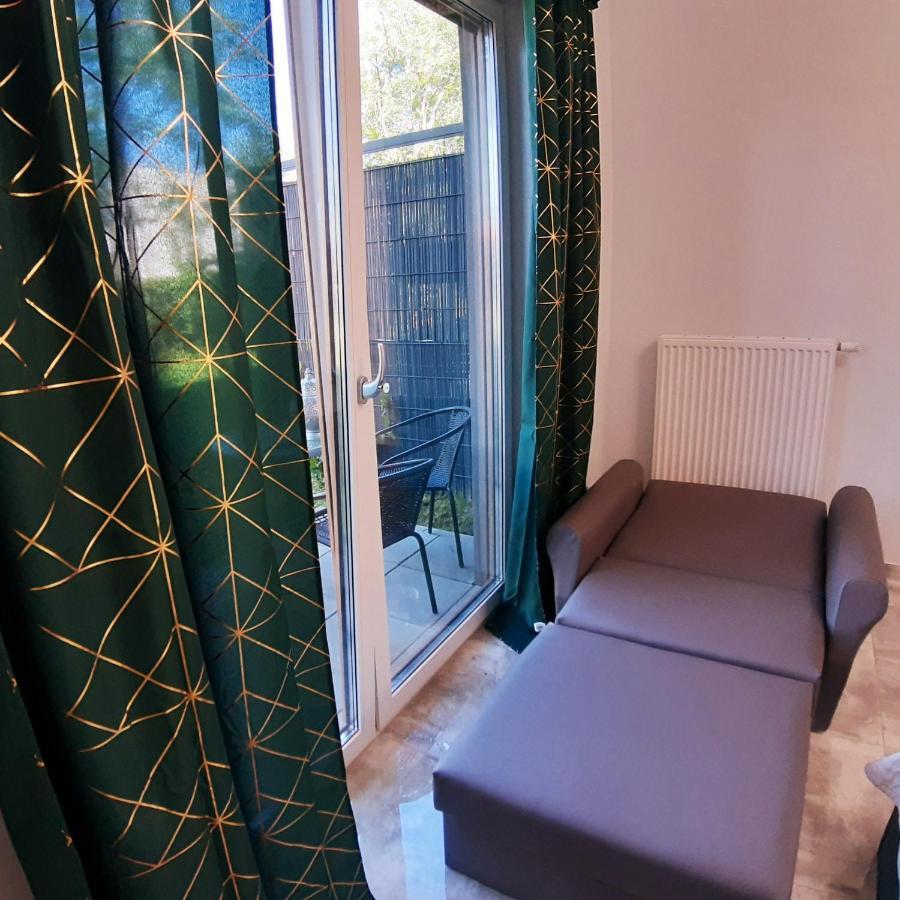 Na Grobli 20 Apartament Z Ogrodkiem ヴロツワフ エクステリア 写真