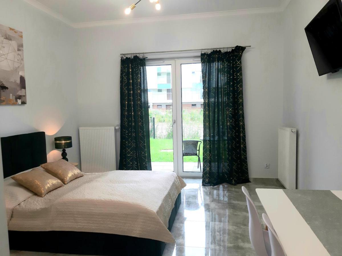 Na Grobli 20 Apartament Z Ogrodkiem ヴロツワフ エクステリア 写真